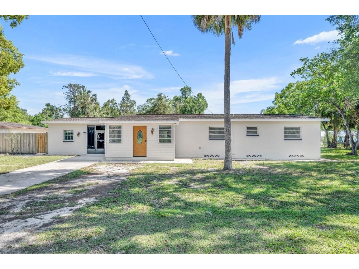 350 Saint Lawrence Avenue Orange City FL 32763 V4929782 image1