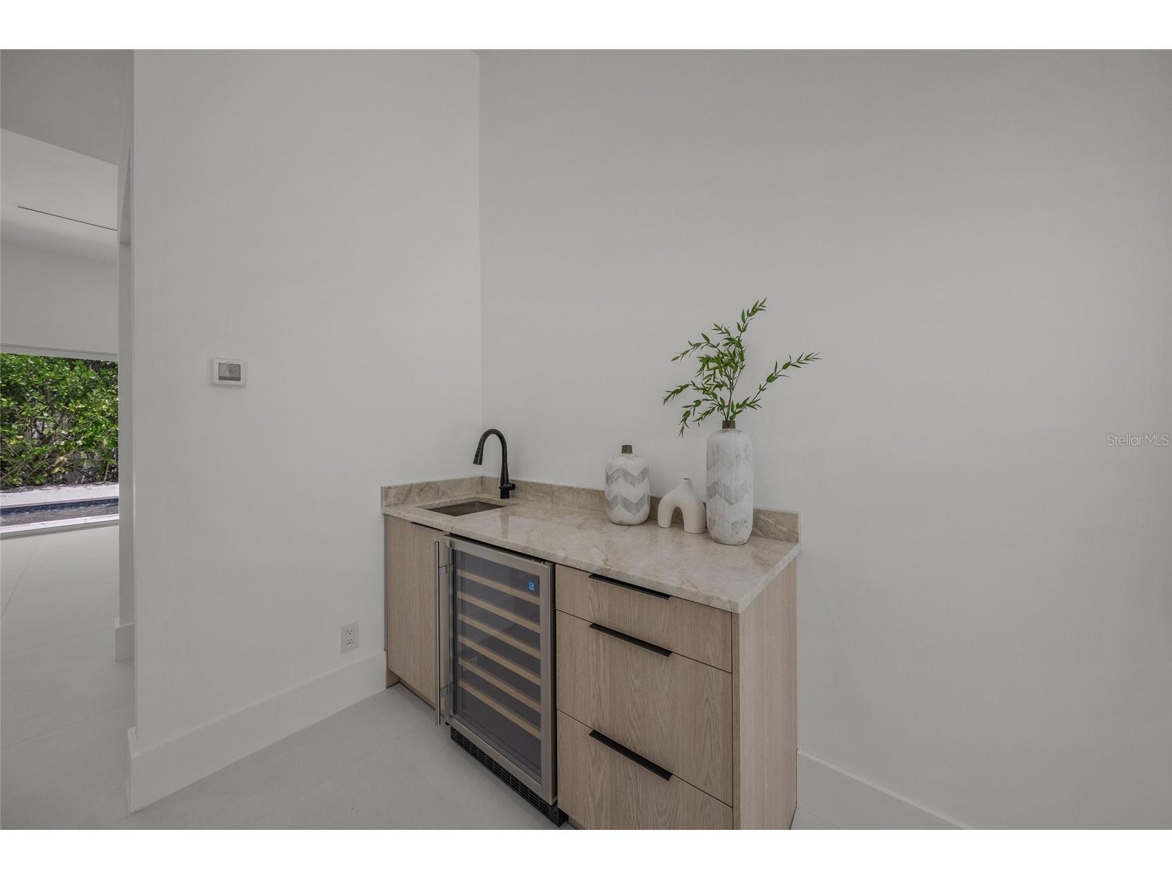 3500 Bay Shore Road Sarasota FL 34234 A4680165 image14