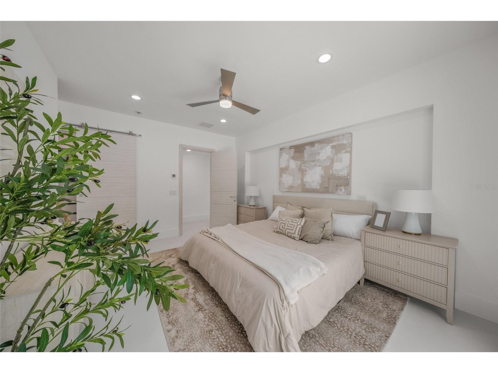 3500 Bay Shore Road Sarasota FL 34234 A4680165 image24