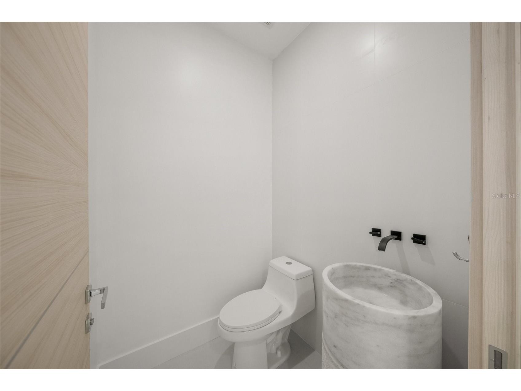 3500 Bay Shore Road Sarasota FL 34234 A4680165 image33