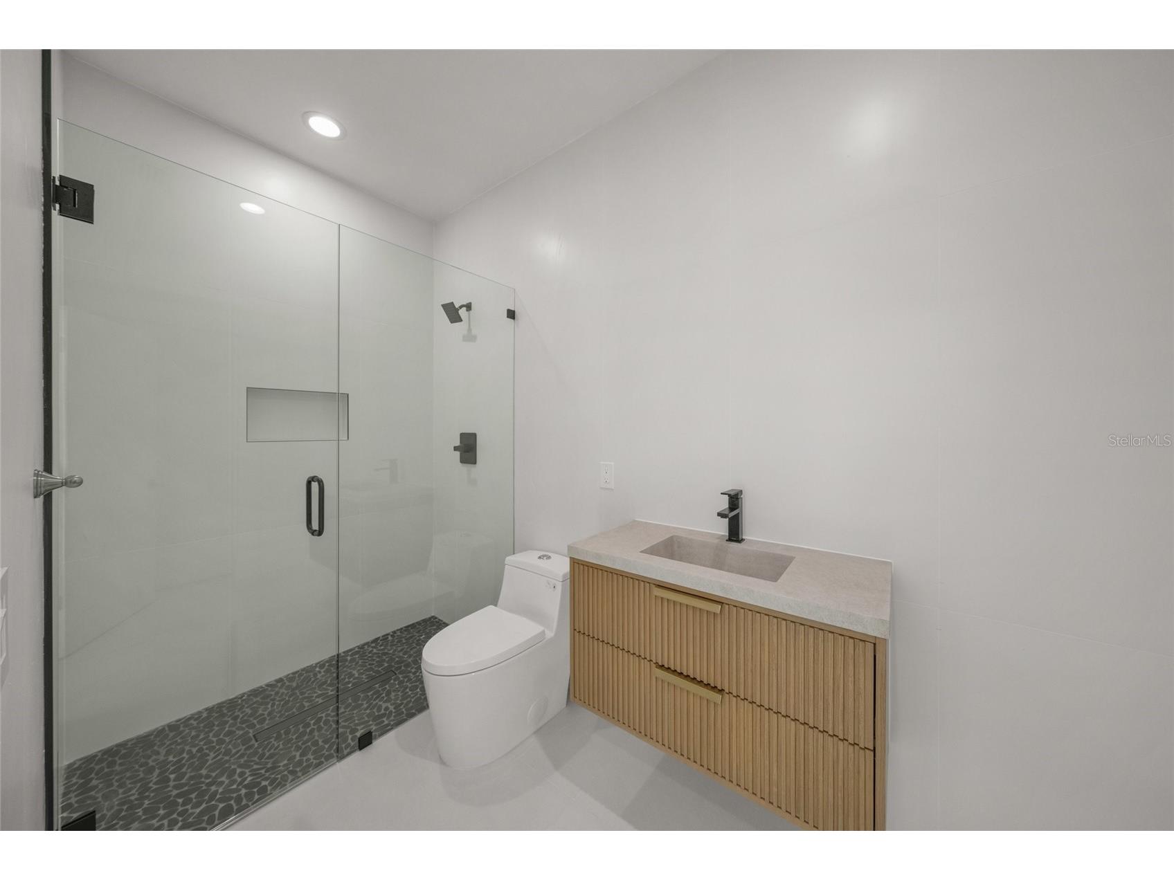 3500 Bay Shore Road Sarasota FL 34234 A4686843 image30