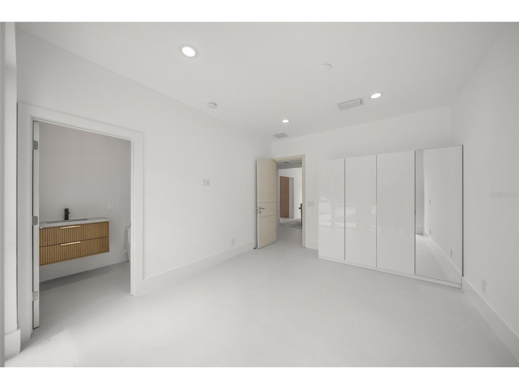 3500 Bay Shore Road Sarasota FL 34234 A4686843 image33