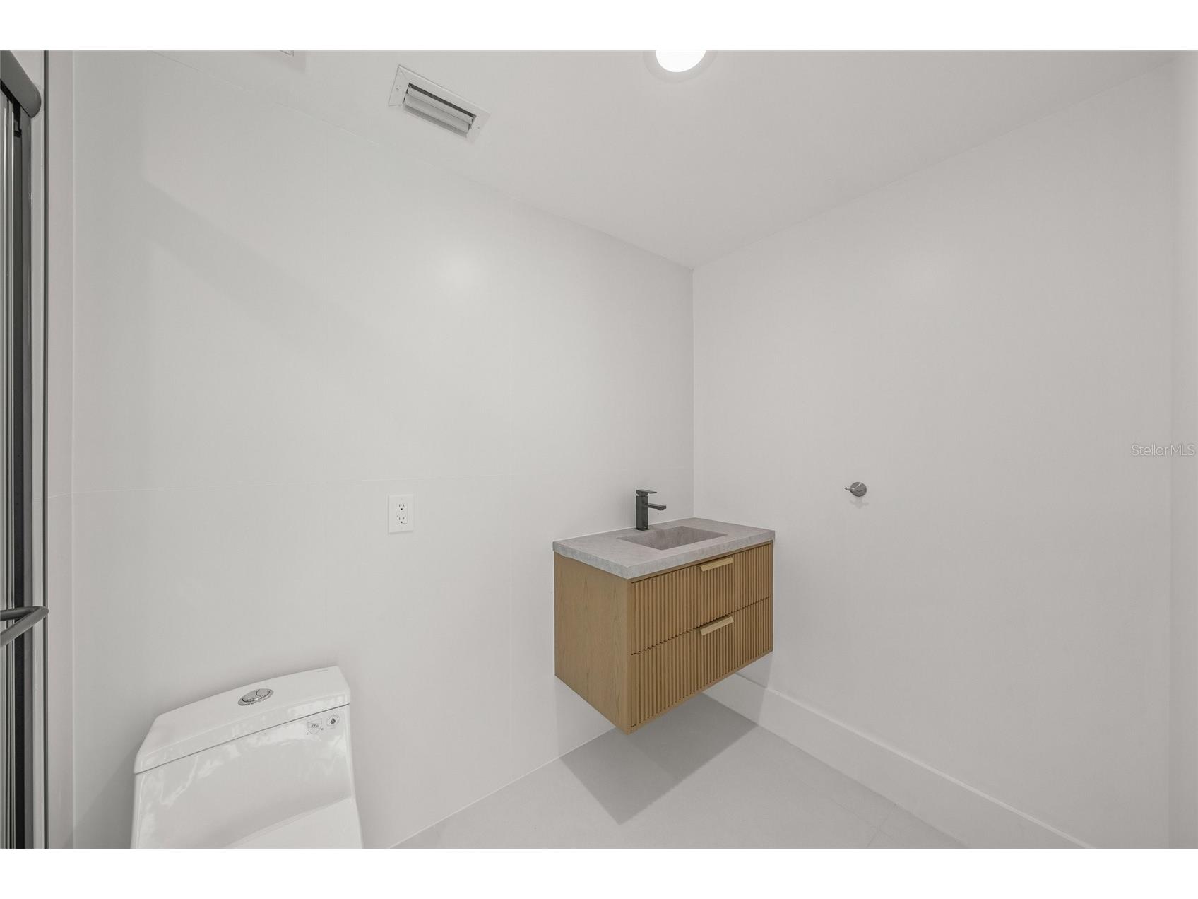 3500 Bay Shore Road Sarasota FL 34234 A4686843 image37