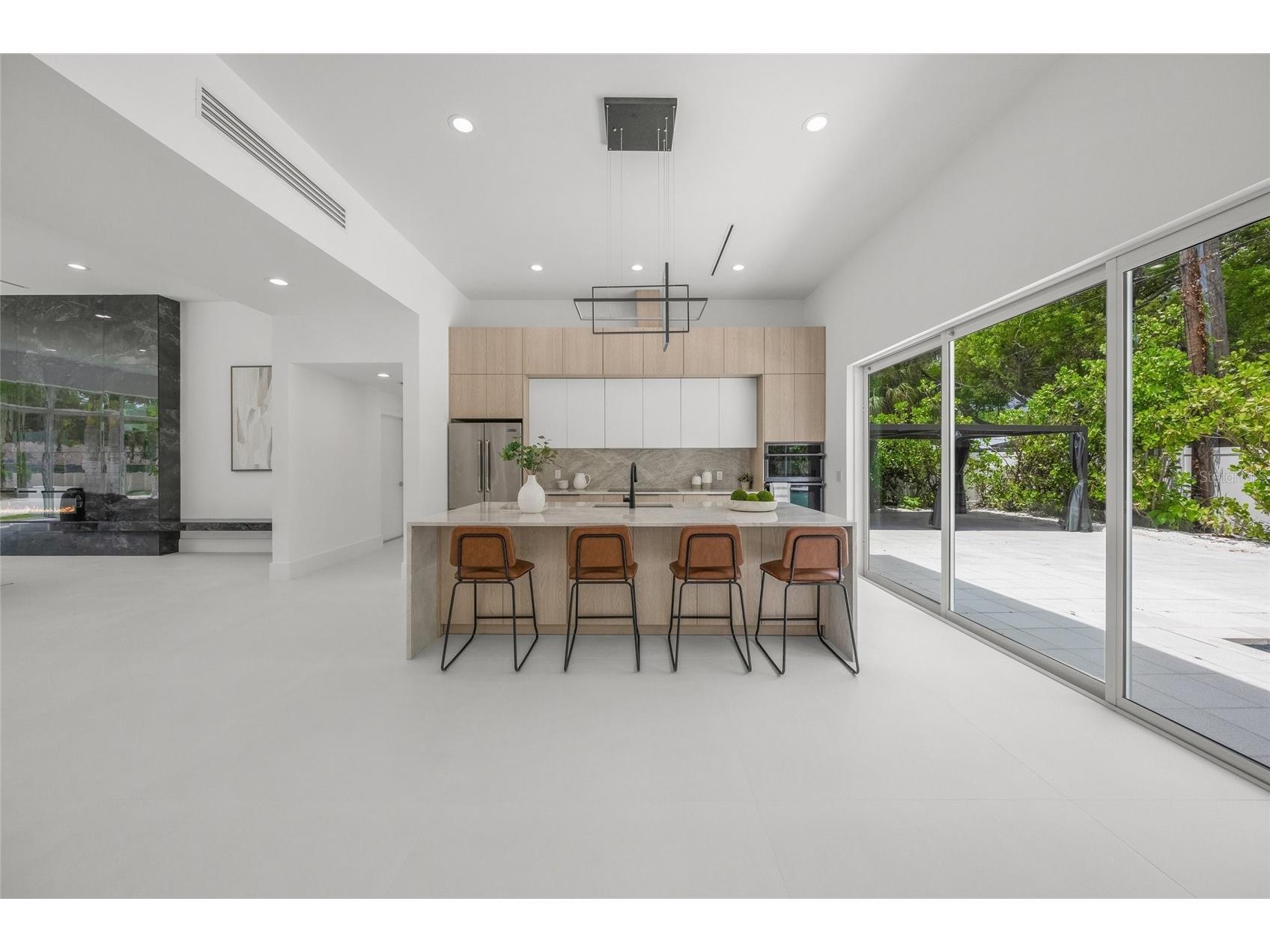 3500 Bay Shore Road Sarasota FL 34234 A4686843 image5