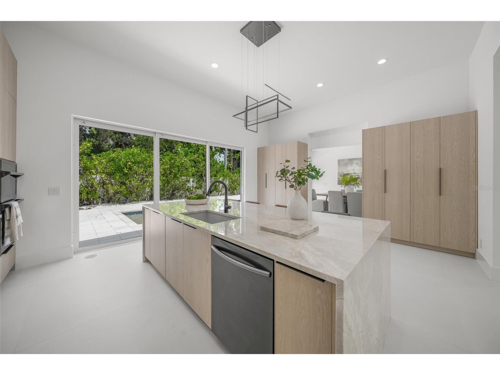 3500 Bay Shore Road Sarasota FL 34234 A4686843 image8