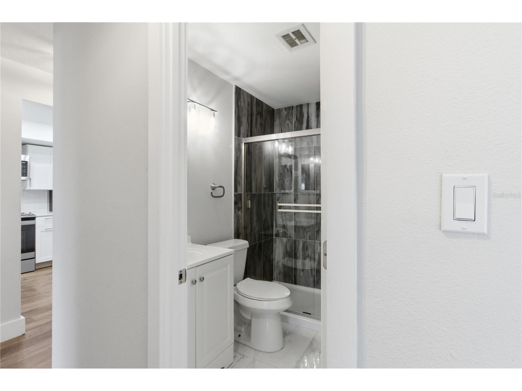 3500 Beneva Road #307 Sarasota FL 34232 A4676303 image14