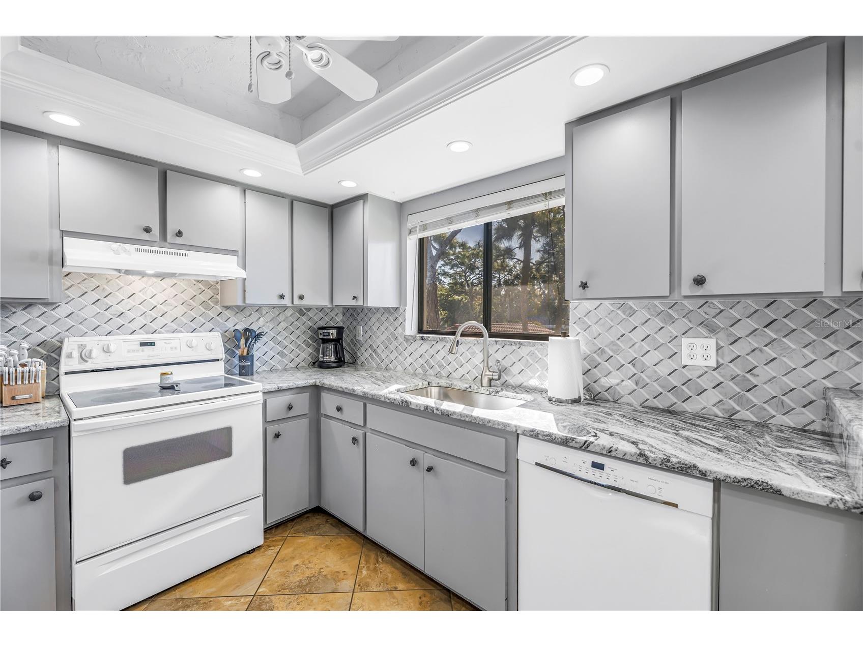 3500 El Conquistador Parkway #108 Bradenton FL 34210 A4677345 image7