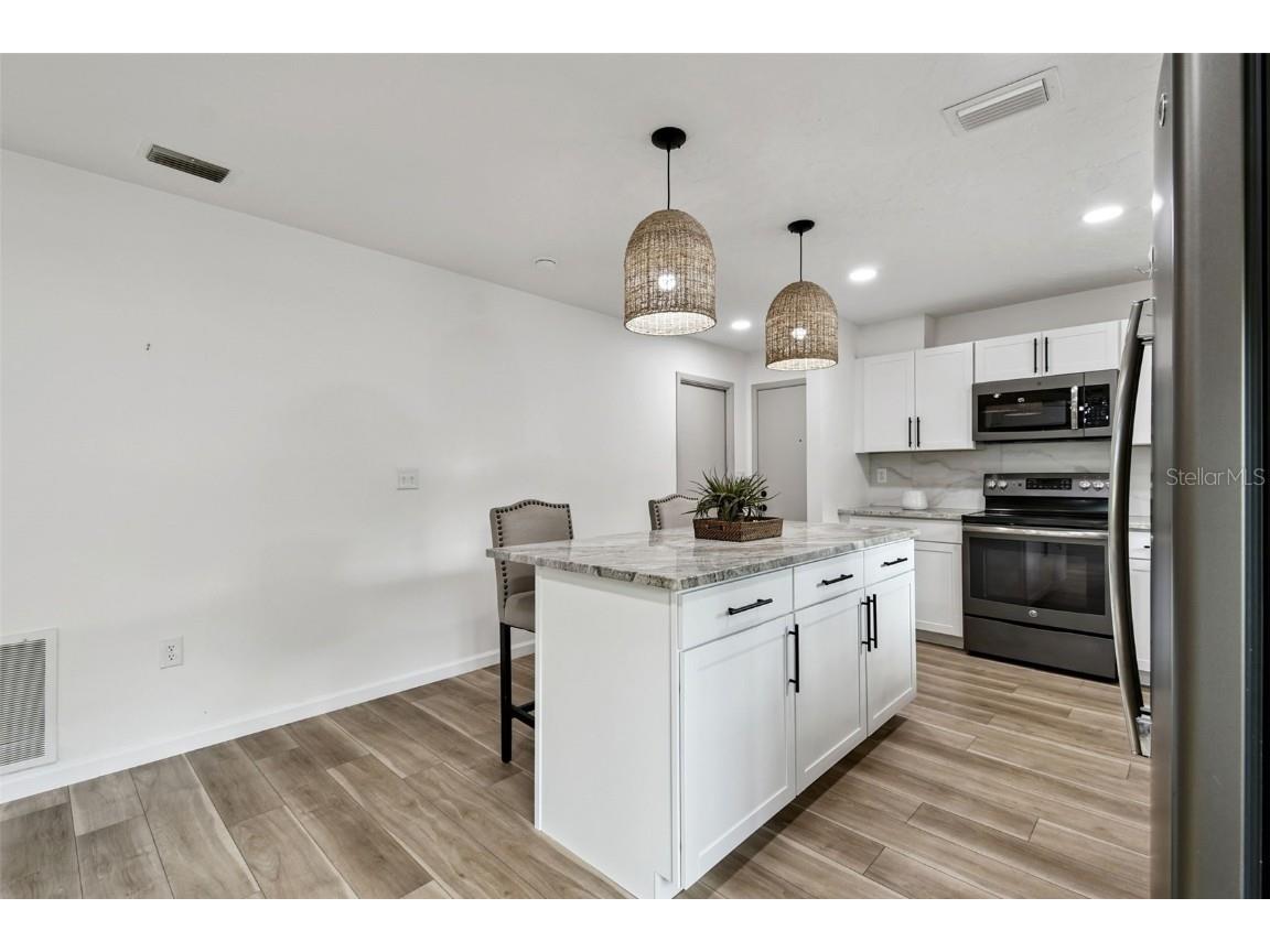 3500 El Conquistador Parkway #301 Bradenton FL 34210 A4673894 image16