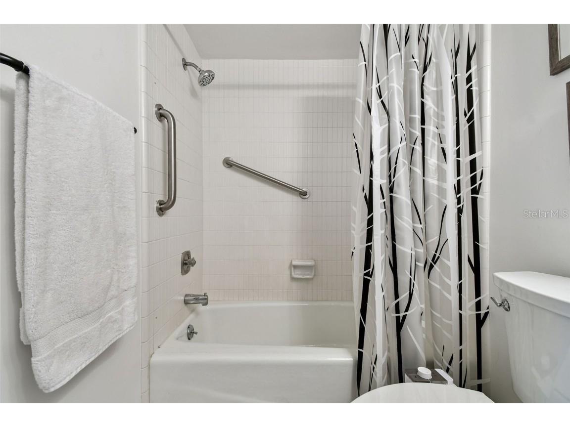 3500 El Conquistador Parkway #301 Bradenton FL 34210 A4673894 image40