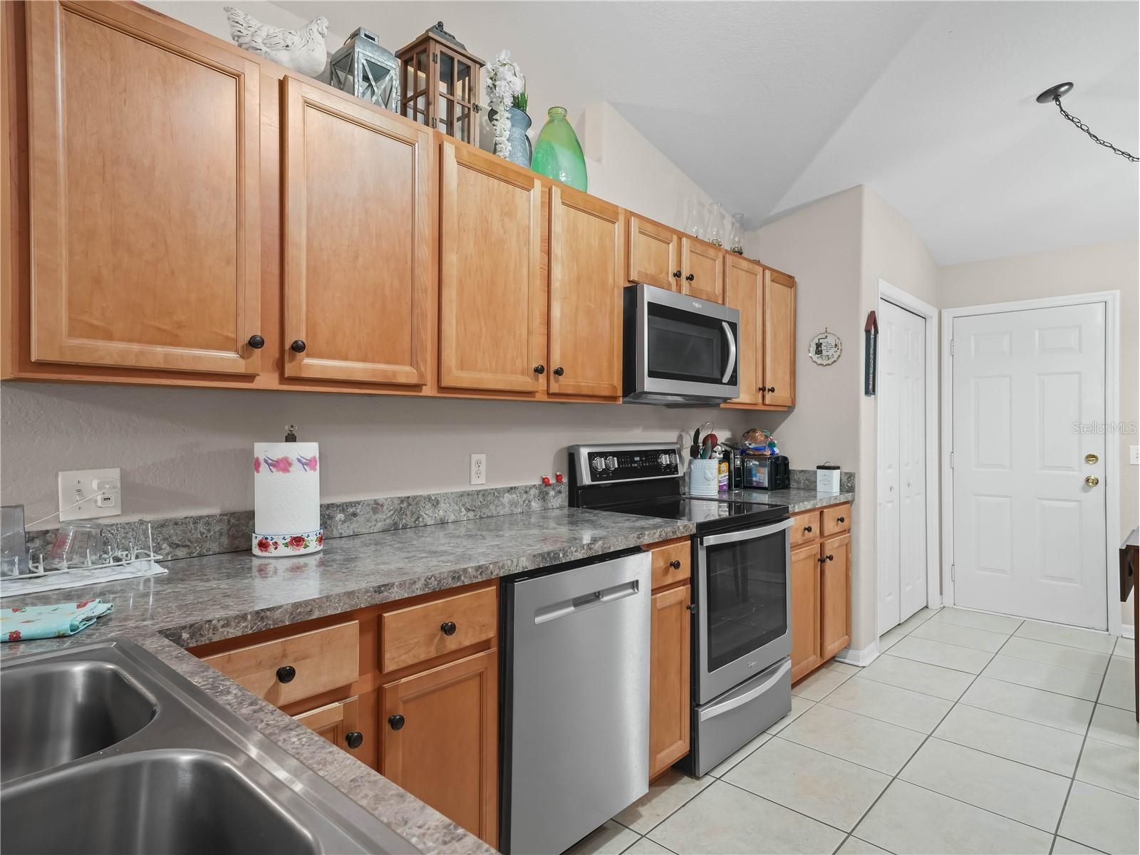 3500 Hibiscus Drive Indian Lake Estates FL 33855 - WALK IN WATER P4939270 image5
