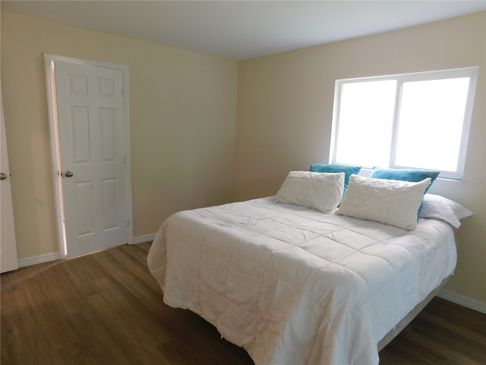 3500 Lake Bayshore Dr #K101 Bradenton FL 34205 - LAKE BAYSHORE A4667013 image10