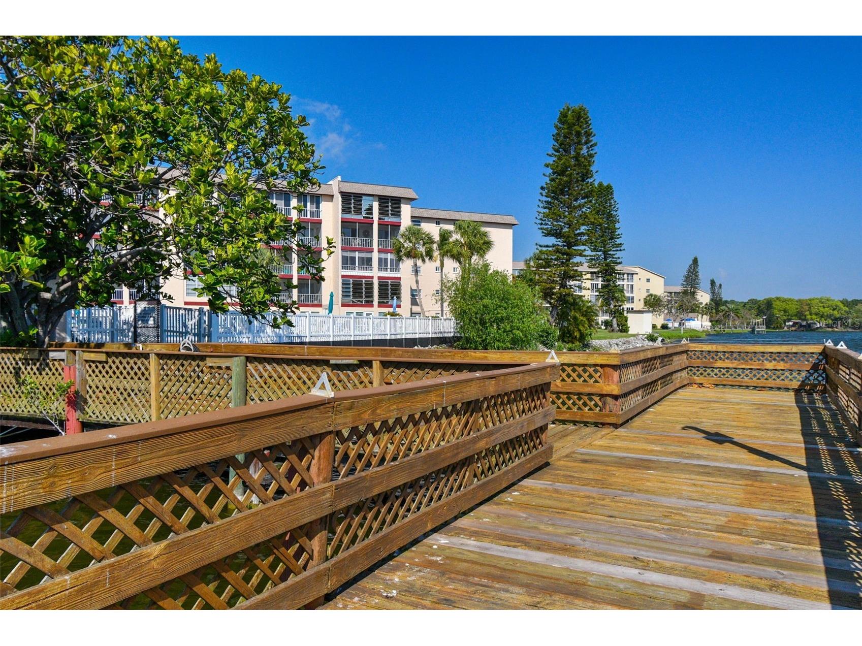 3500 Lake Bayshore Dr #K101 Bradenton FL 34205 - LAKE BAYSHORE A4667013 image21