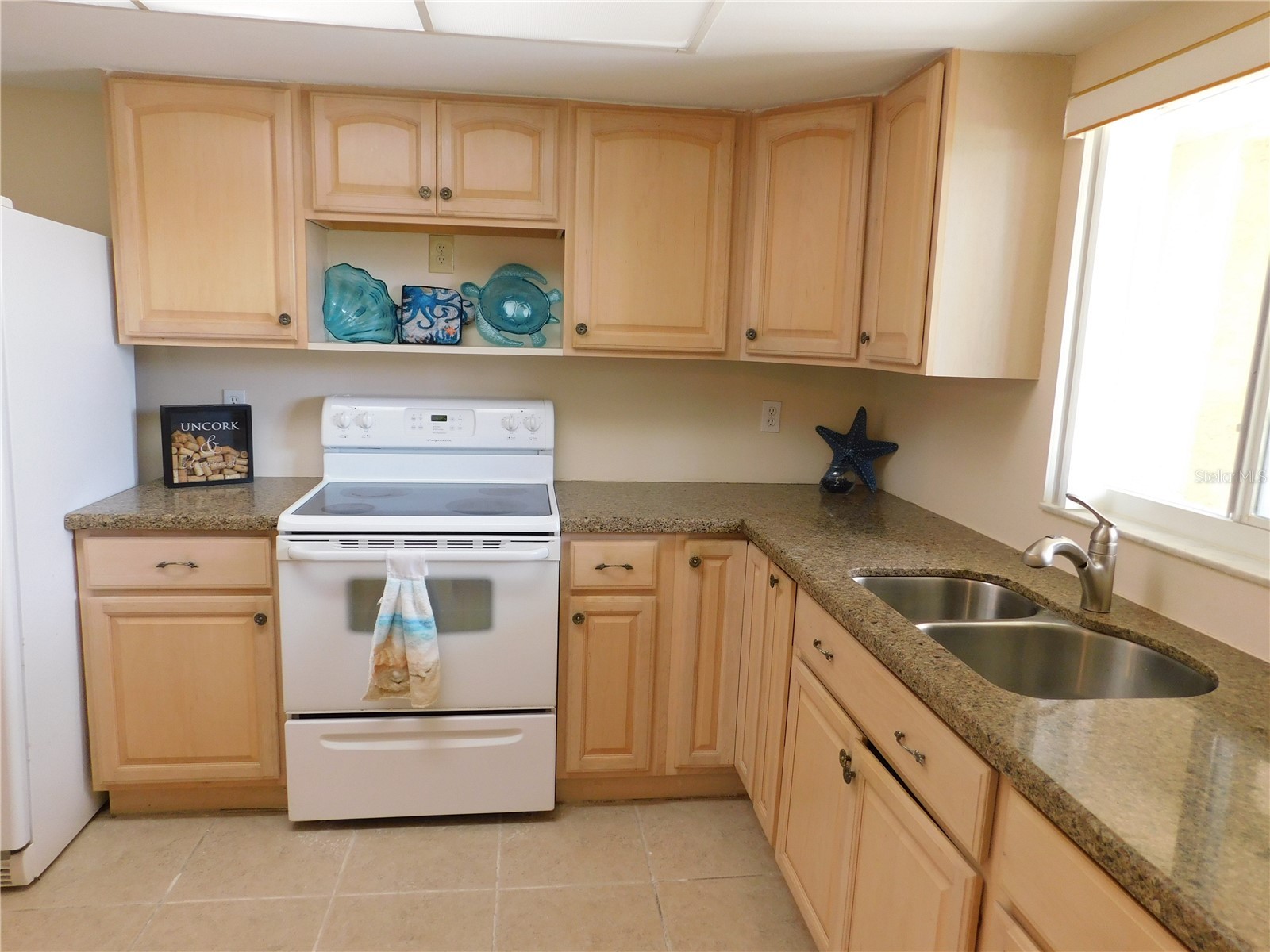 3500 Lake Bayshore Dr #K101 Bradenton FL 34205 - LAKE BAYSHORE A4667013 image3