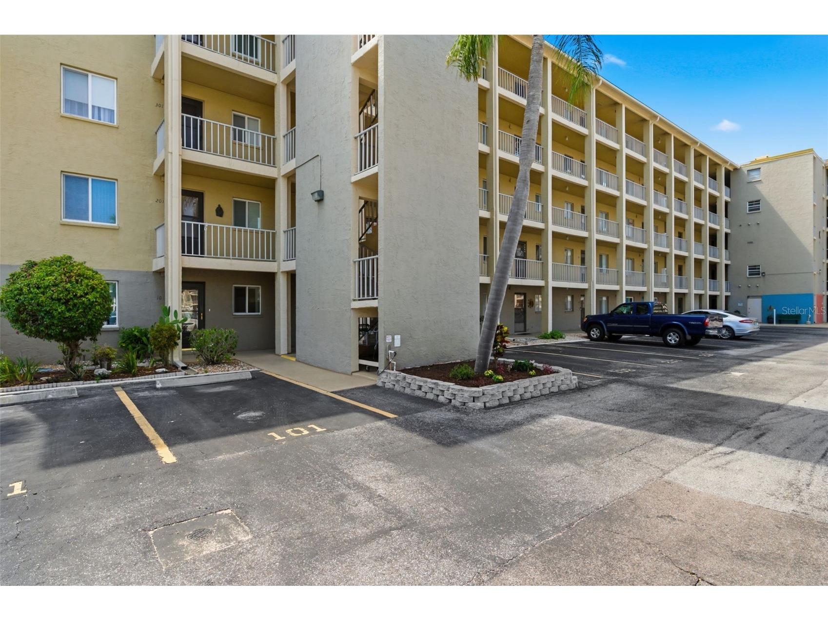 3500 Lake Bayshore Drive #K 101 Bradenton FL 34205 TB8512716 image2