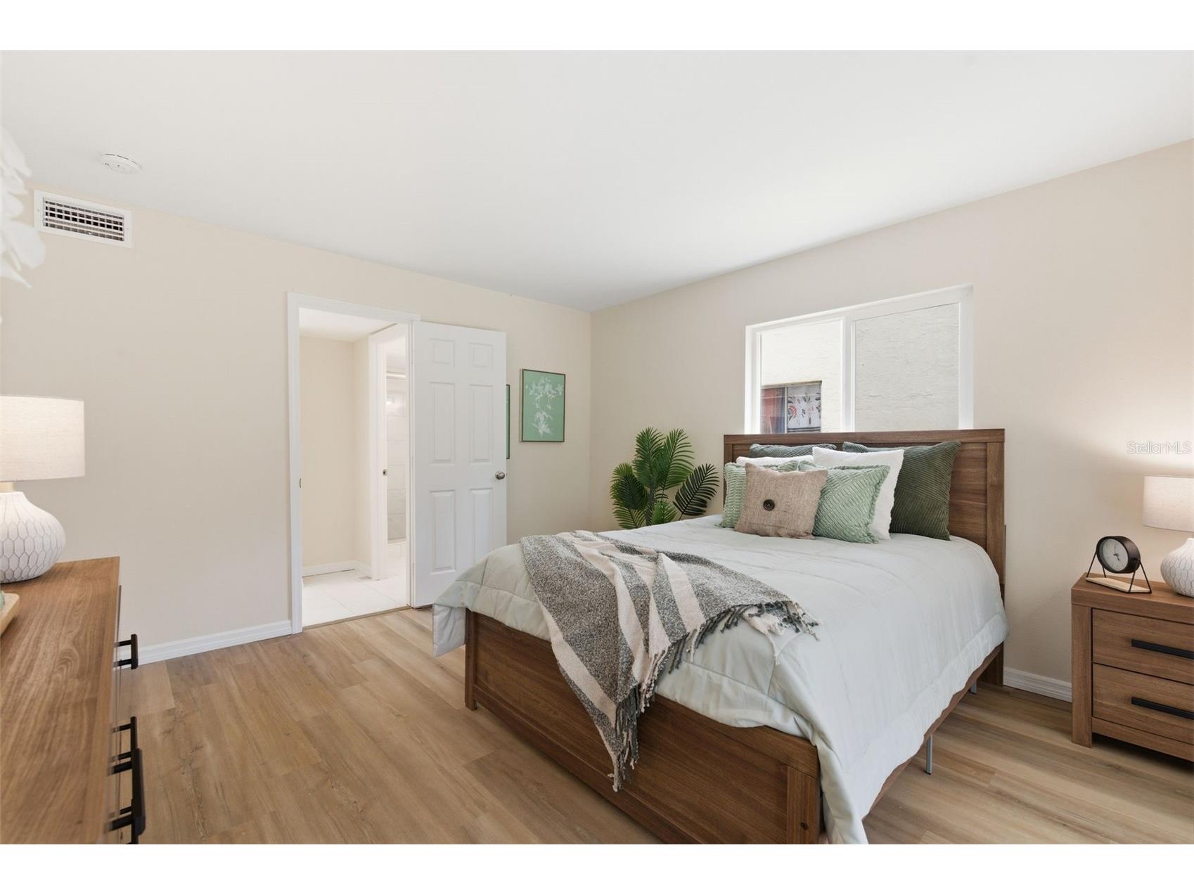 3500 Lake Bayshore Drive #K 101 Bradenton FL 34205 TB8512716 image28