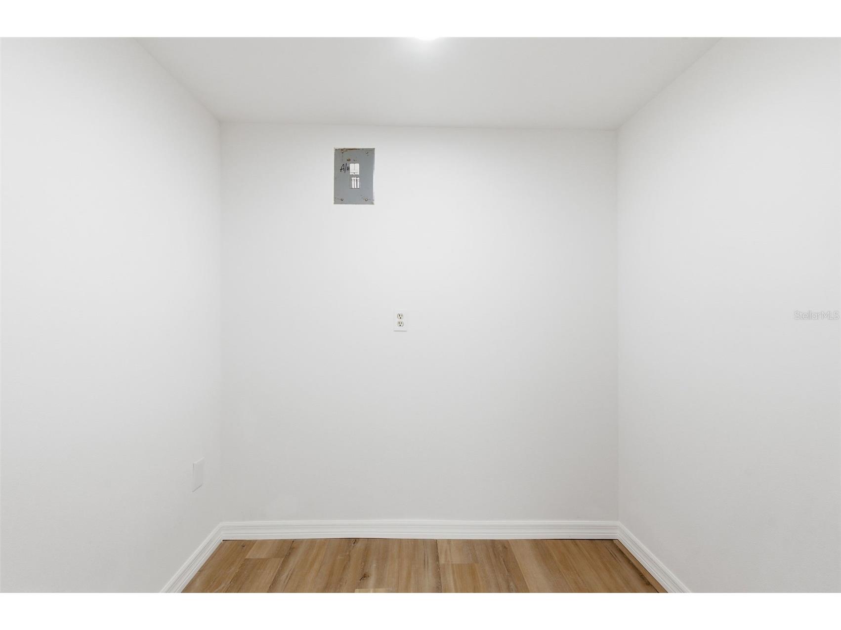 3500 Lake Bayshore Drive #K 101 Bradenton FL 34205 TB8512716 image29
