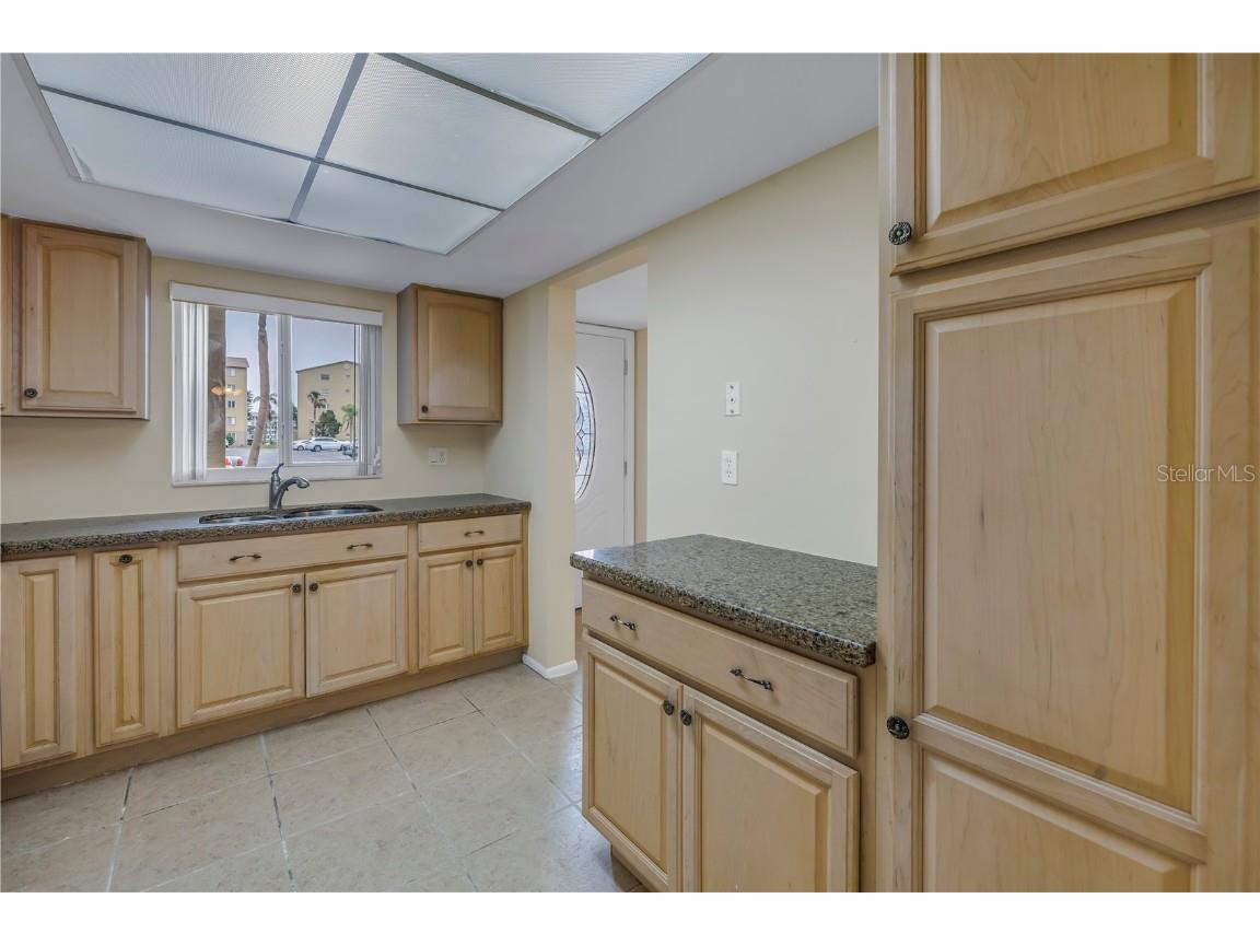 3500 Lake Bayshore Drive #K101 Bradenton FL 34205 A4661970 image10