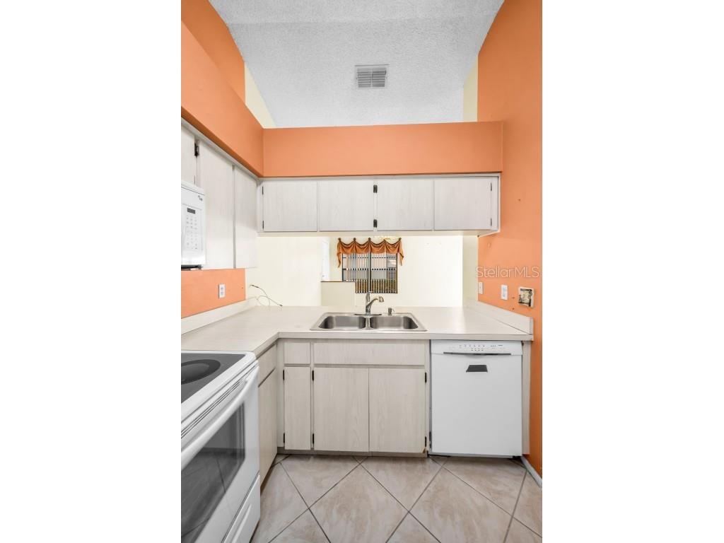 3500 Magnolia Ridge Circle #405 Palm Harbor FL 34684 TB8389180 image21