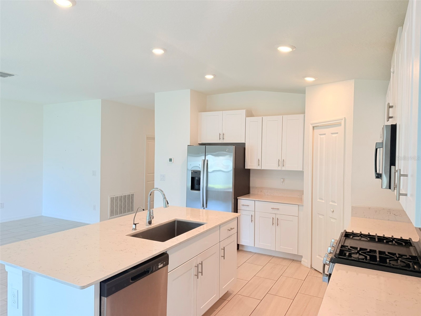 35007 Brackett Bend Zephyrhills FL 33541 TB8489570 image37