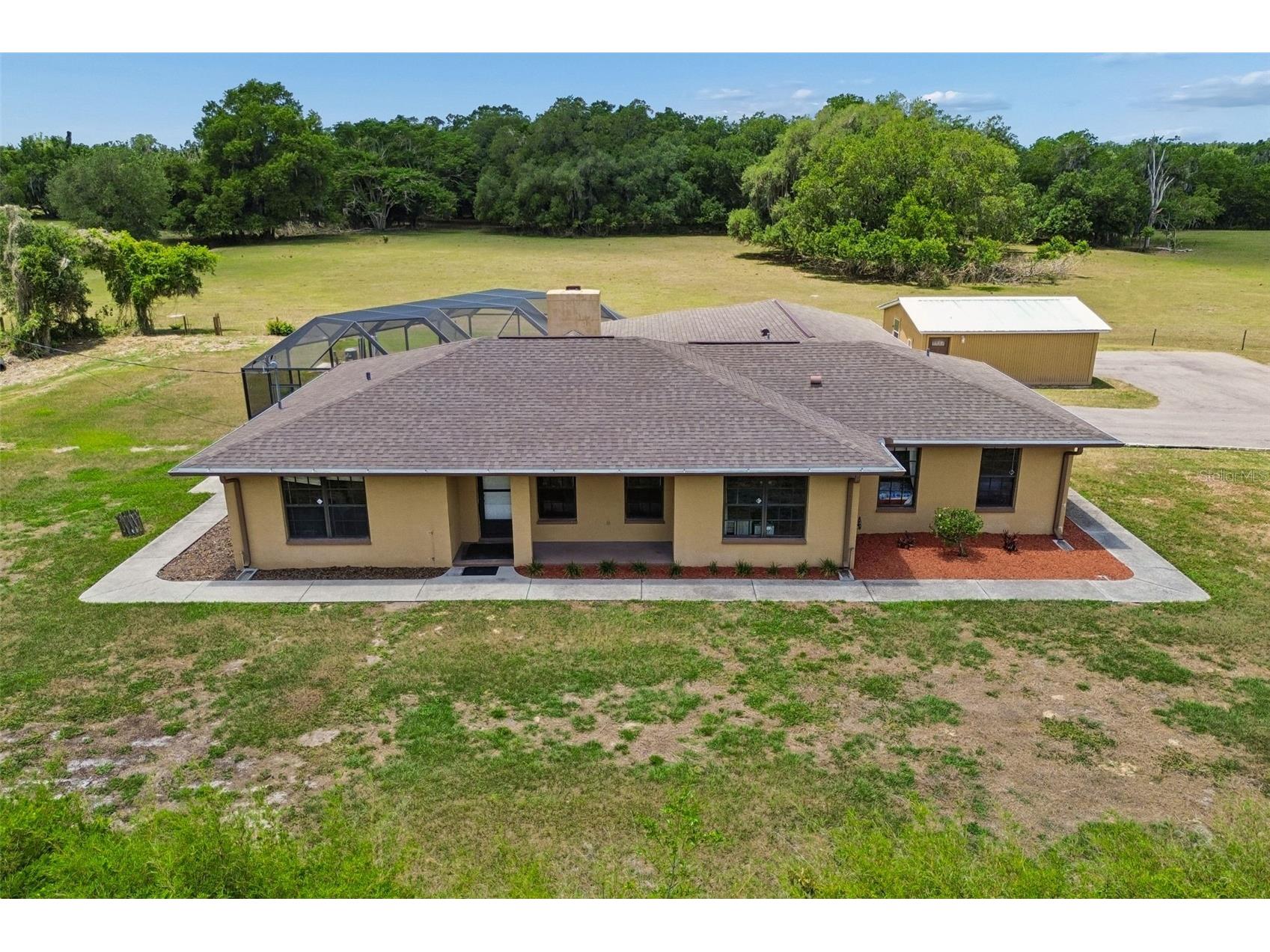 3501 Austin Trail Lane Plant City FL 33565 W7885565 image1