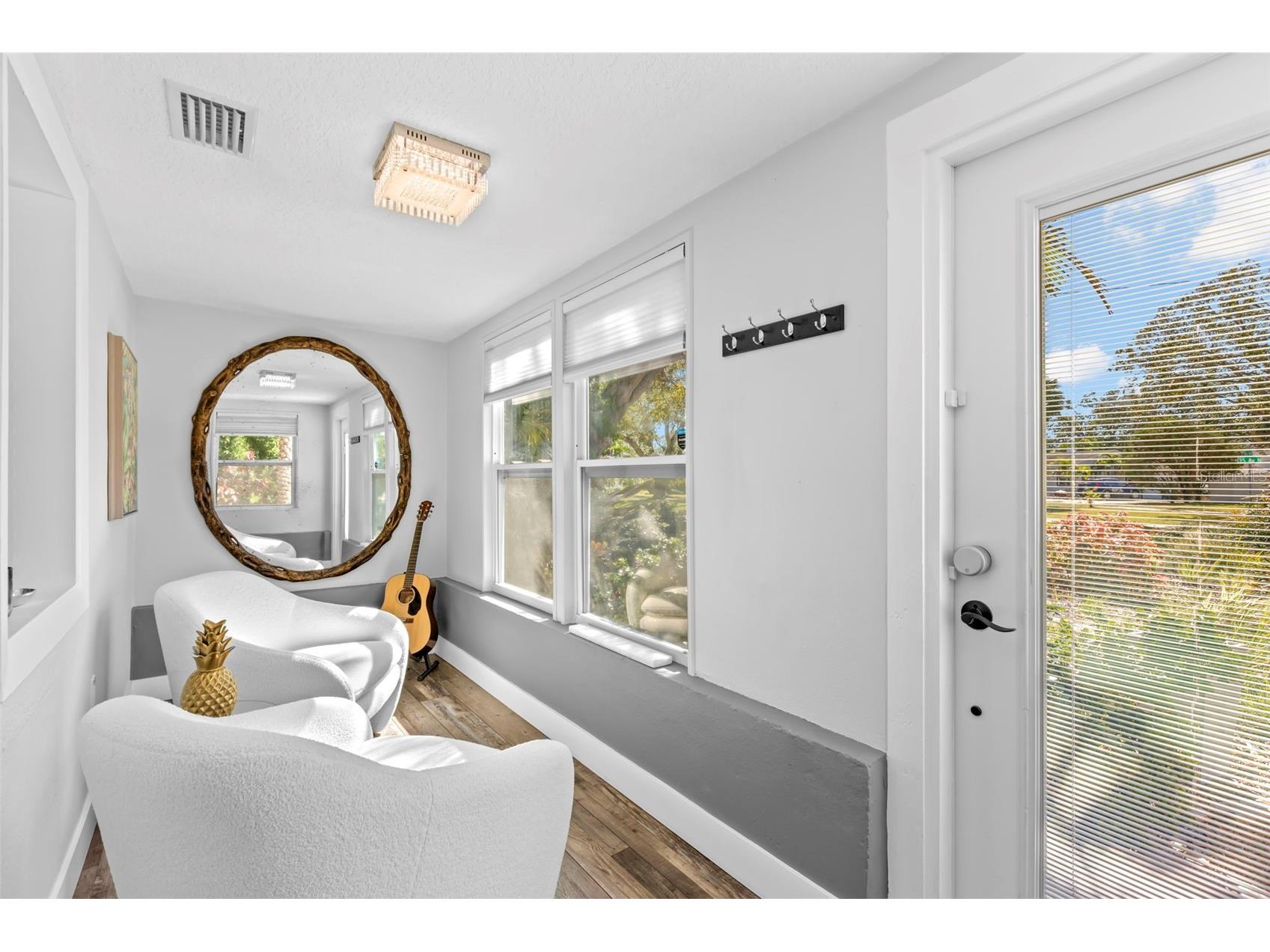 3501 Boca Ciega Drive N Saint Petersburg FL 33710 TB8493255 image3