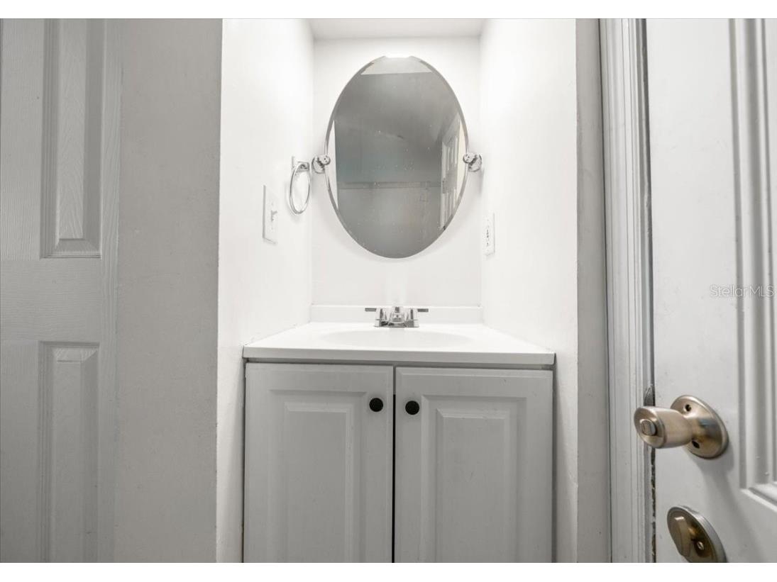 3501 E Genesee Street Tampa FL 33610 OM710849 image17