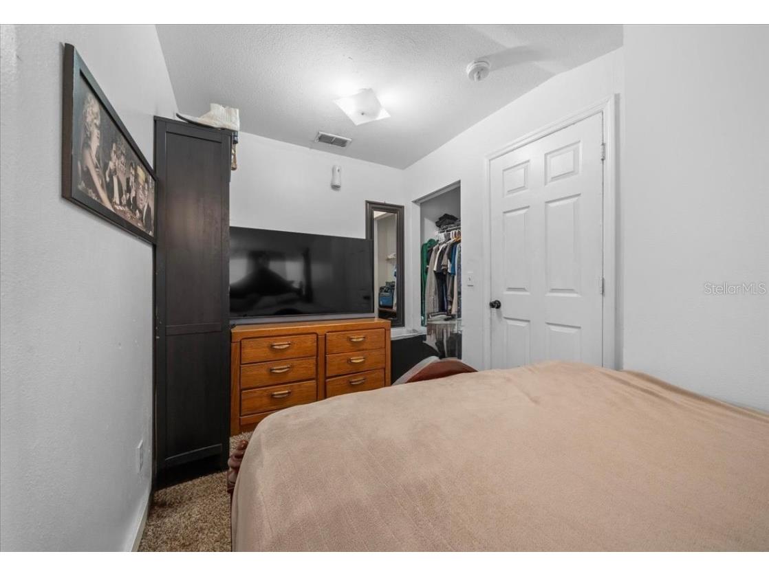 3501 E Genesee Street Tampa FL 33610 OM710849 image19