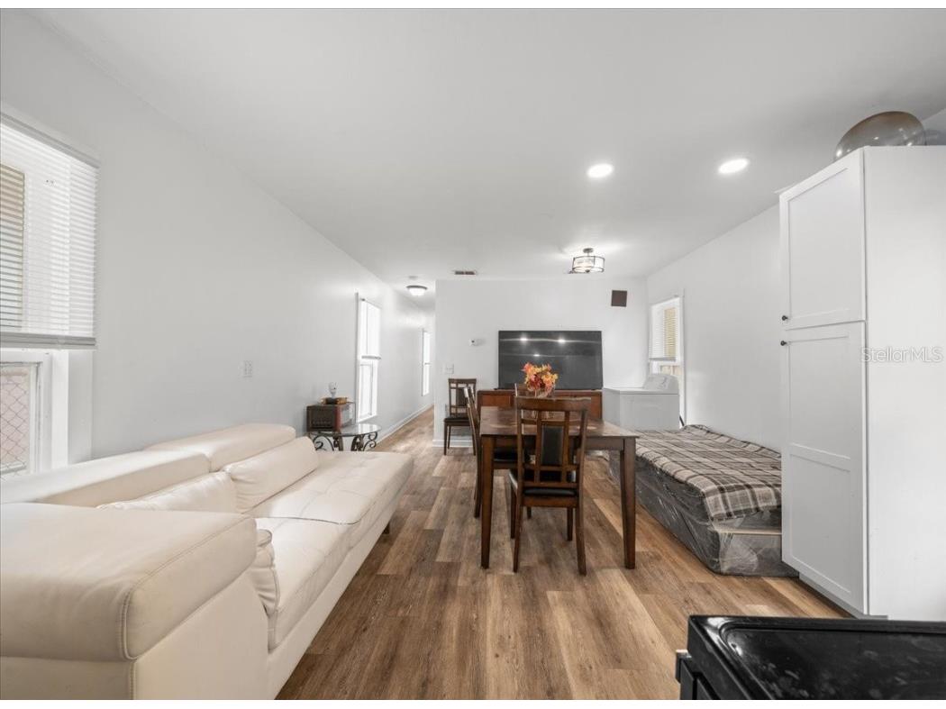 3501 E Genesee Street Tampa FL 33610 OM710849 image4