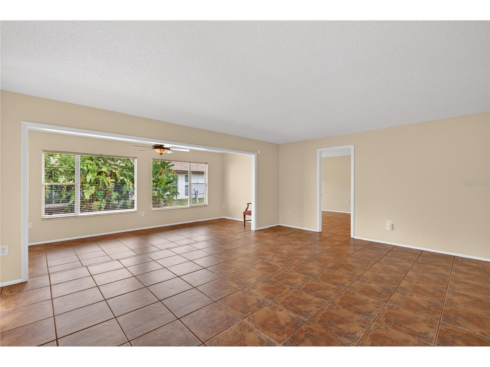 3501 N Village Court #220 Sarasota FL 34231 A4688282 image25