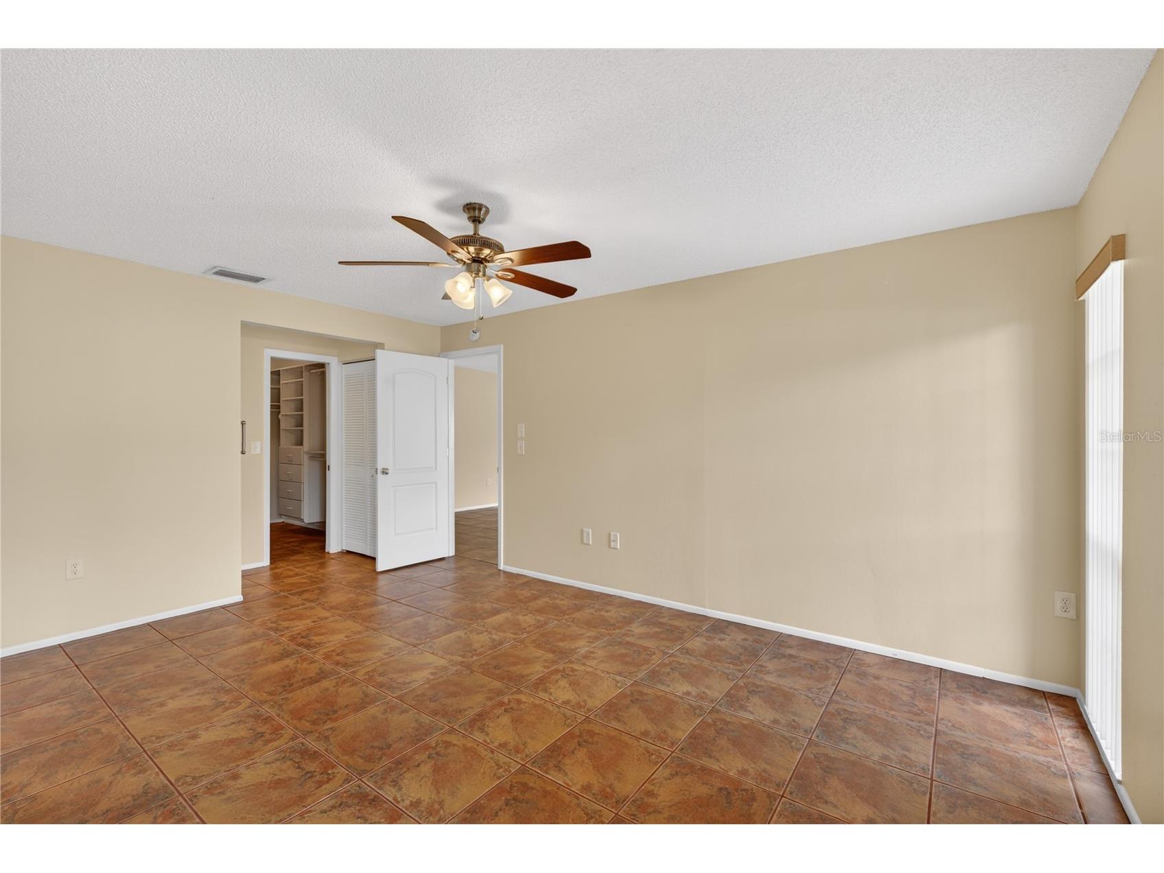 3501 N Village Court #220 Sarasota FL 34231 A4688282 image35