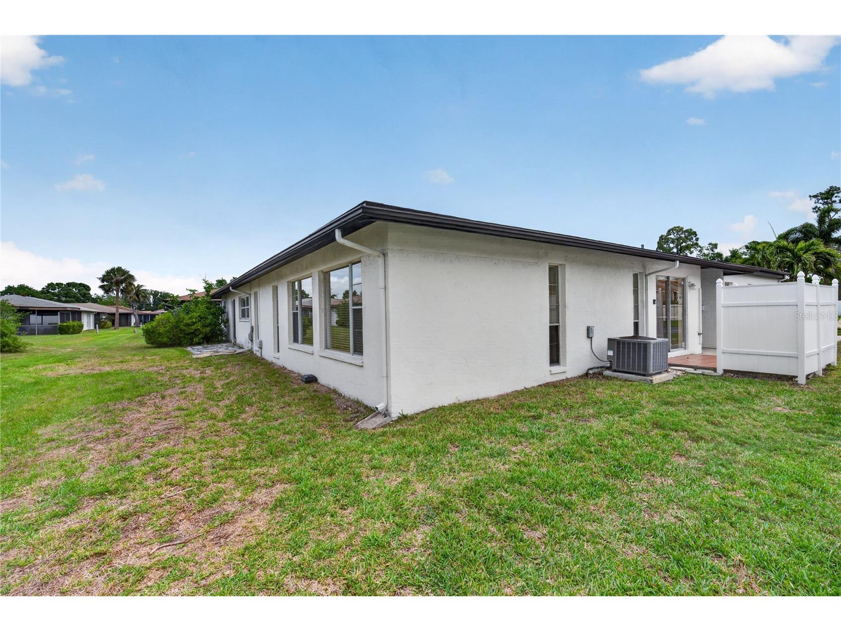3501 N Village Court #220 Sarasota FL 34231 A4688282 image46