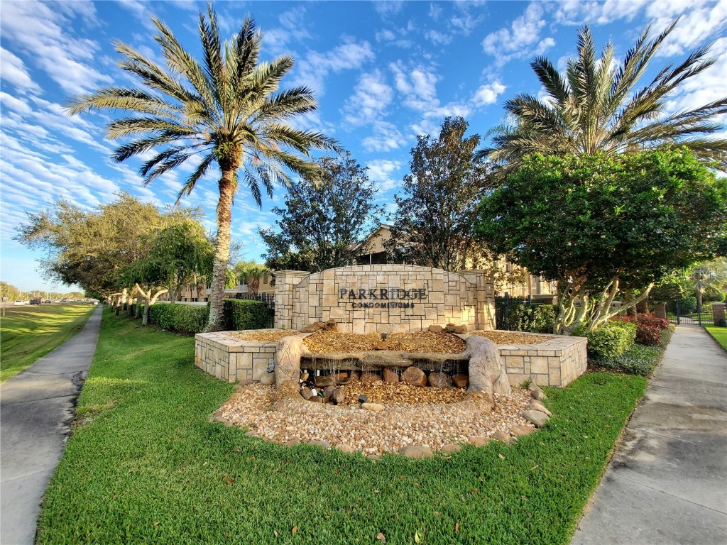 3501 Parkridge Circle #16-104 Sarasota FL 34243 A4532937 image1