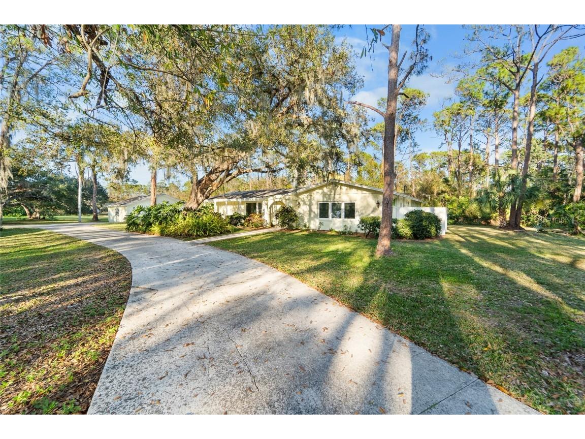3501 Sunbeam Drive Sarasota FL 34240 A4637267 image1