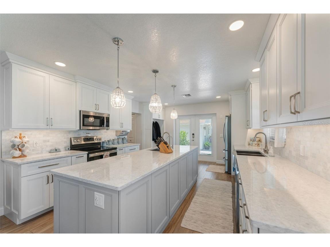 3502 Bahia Vista Street Sarasota FL 34239 A4615828 image31