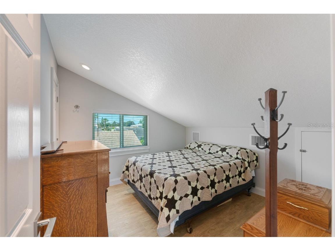 3502 Bahia Vista Street Sarasota FL 34239 A4623849 image31