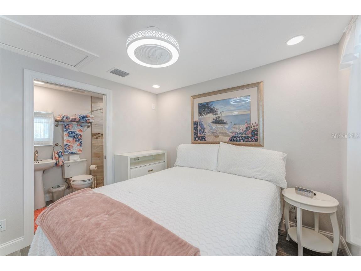 3502 Bahia Vista Street Sarasota FL 34239 A4623849 image57