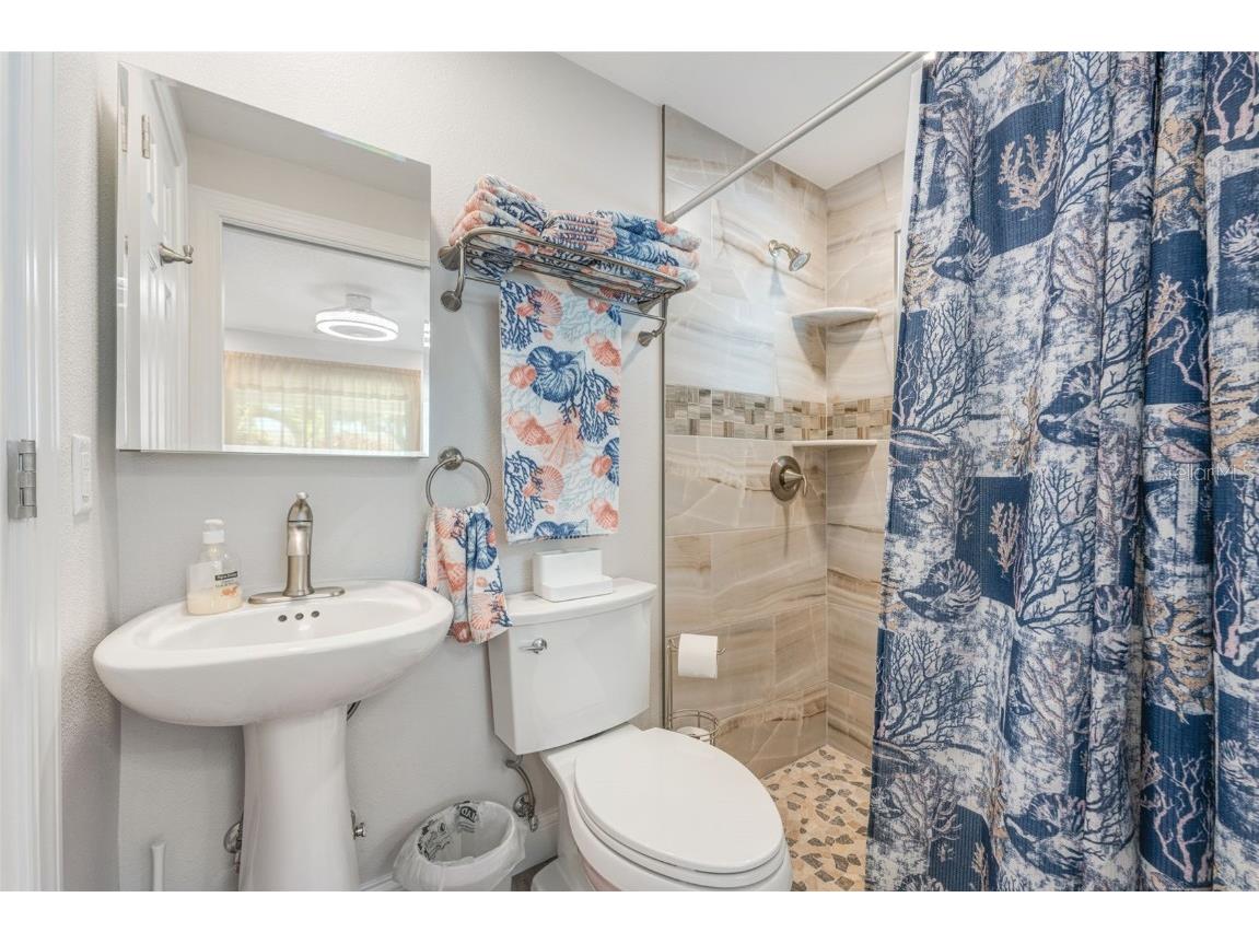 3502 Bahia Vista Street Sarasota FL 34239 A4623849 image64