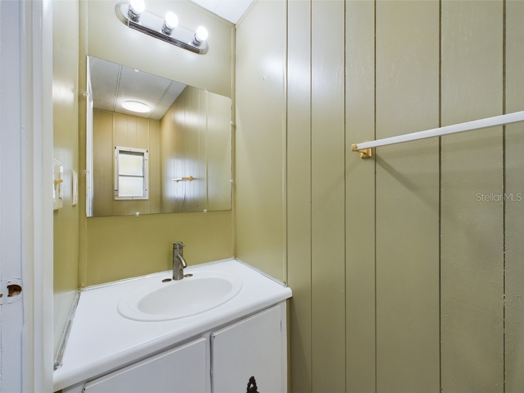 3502 Delaware Avenue Sebring FL 33870 P4930034 image22