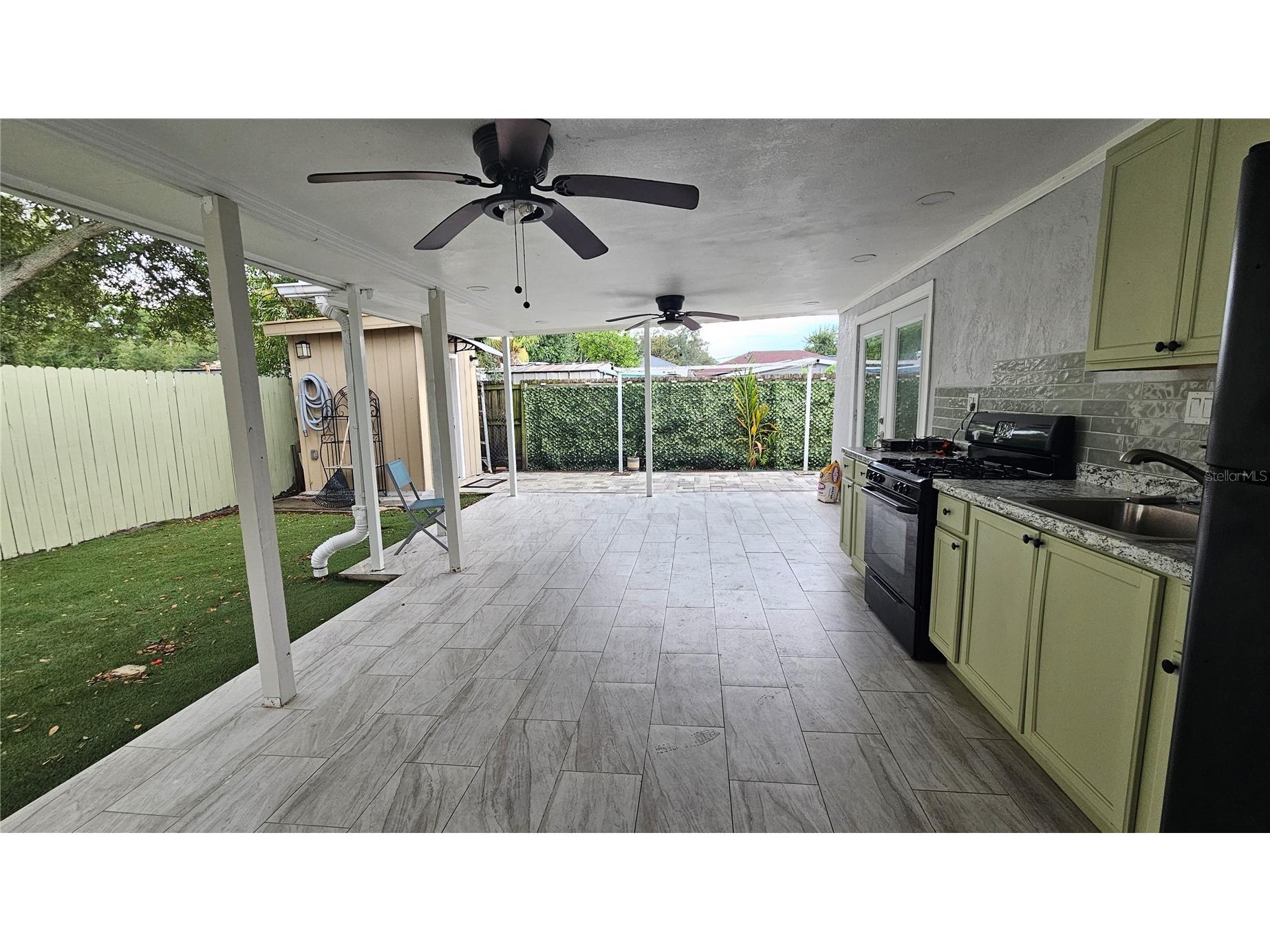 3502 Libby Loop Tampa FL 33619 TB8531487 image27