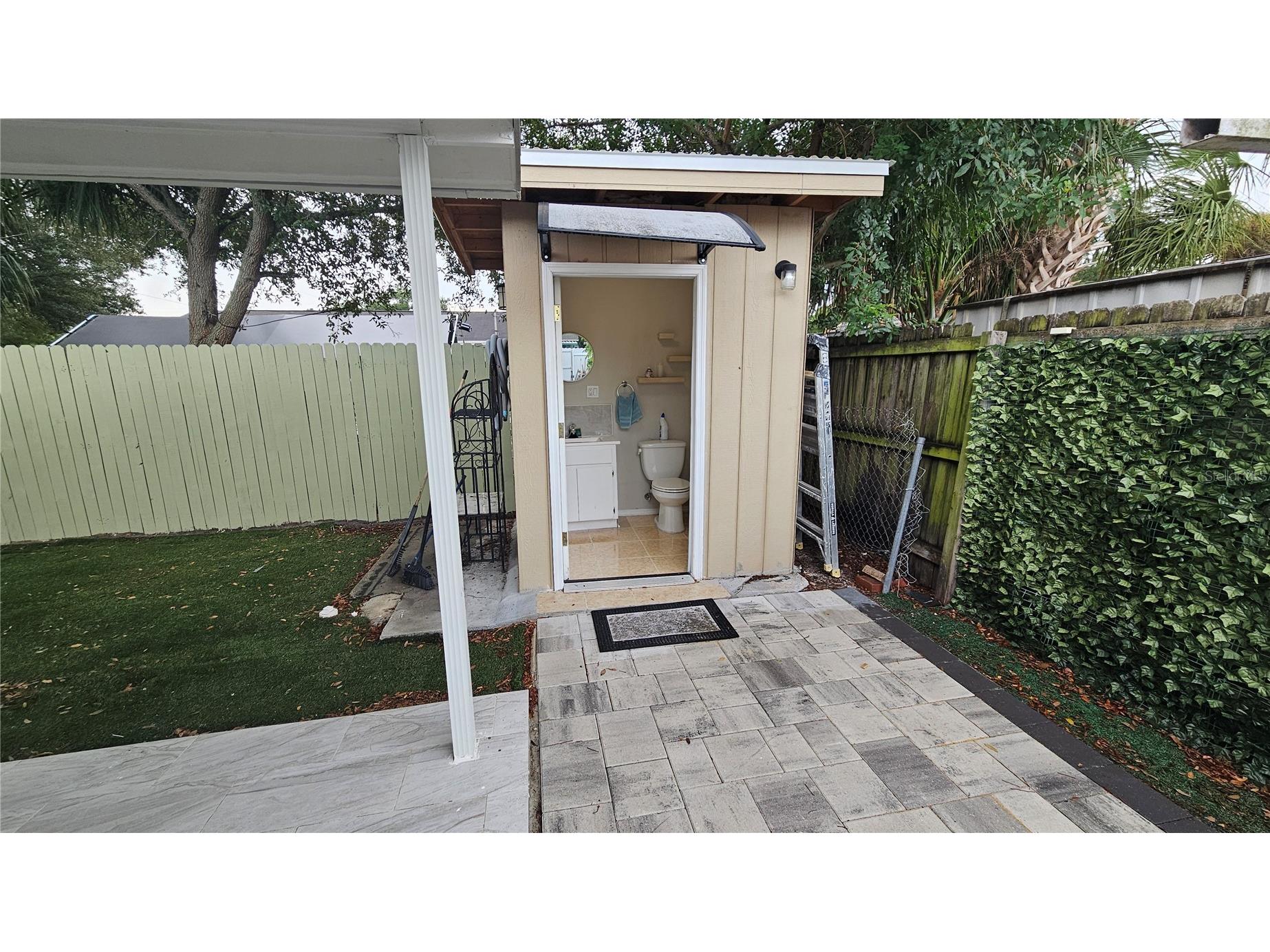 3502 Libby Loop Tampa FL 33619 TB8531487 image32