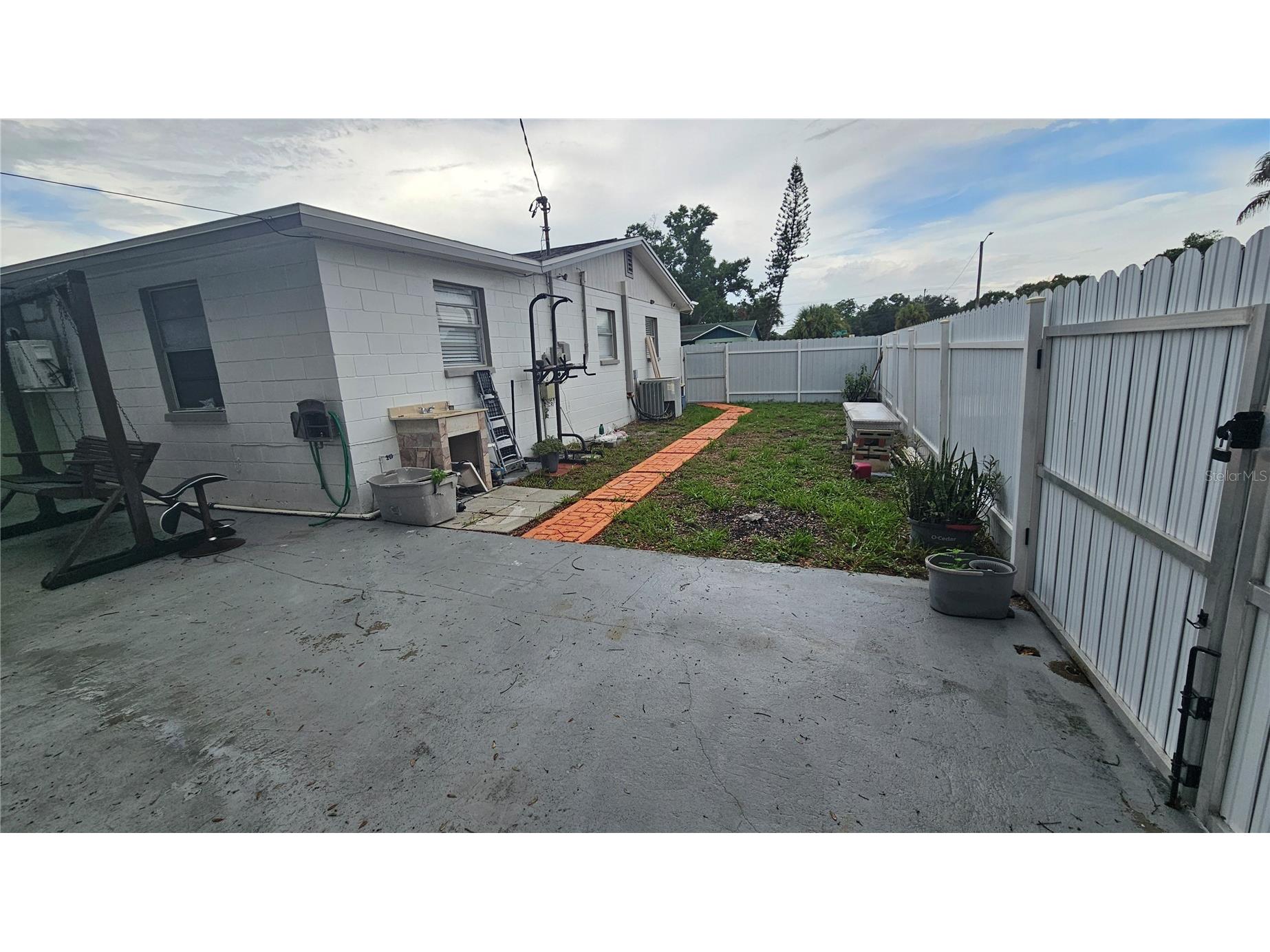 3502 Libby Loop Tampa FL 33619 TB8531487 image36