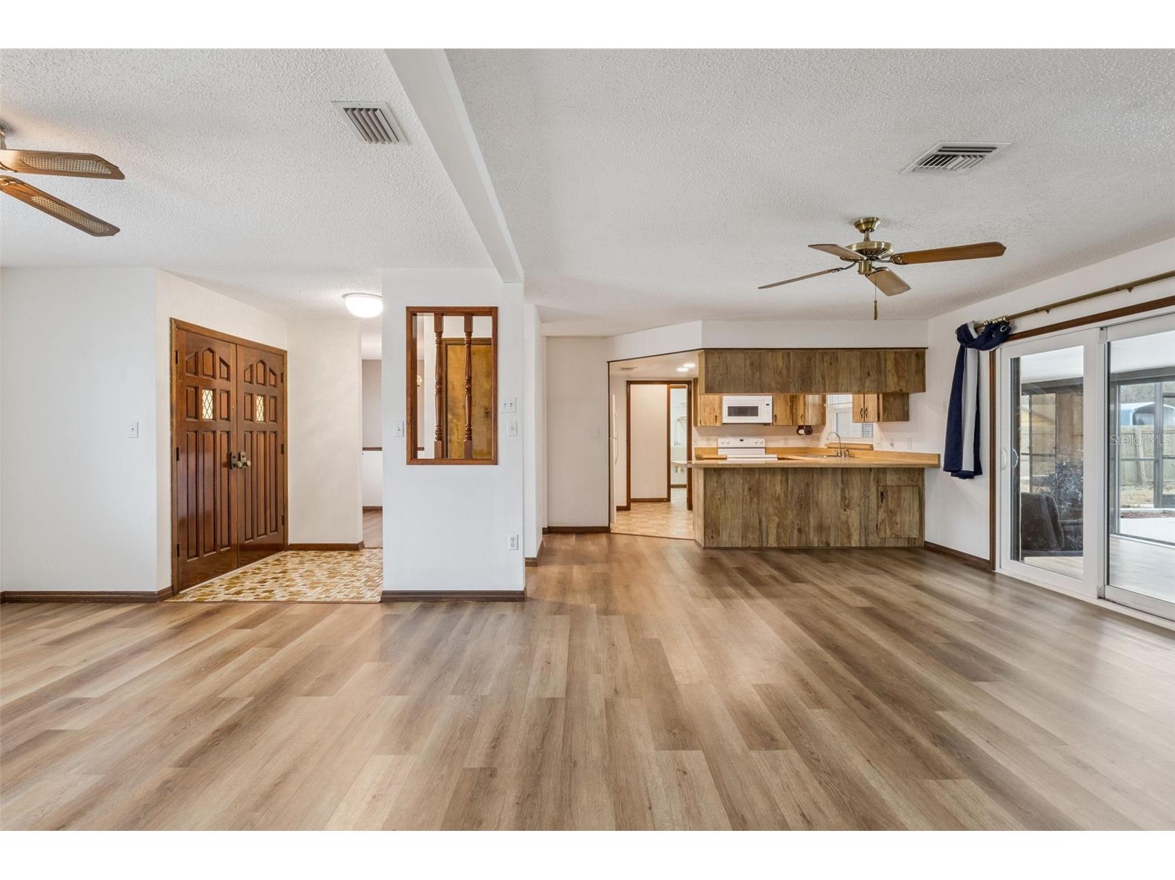 35025 Raintree Drive Fruitland Park FL 34731 G5108166 image4