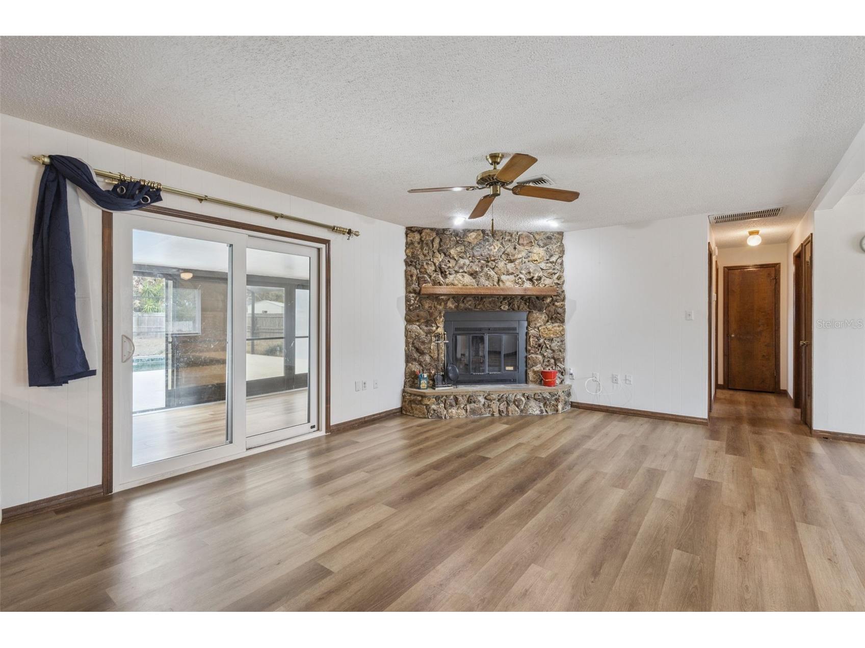 35025 Raintree Drive Fruitland Park FL 34731 G5108166 image6