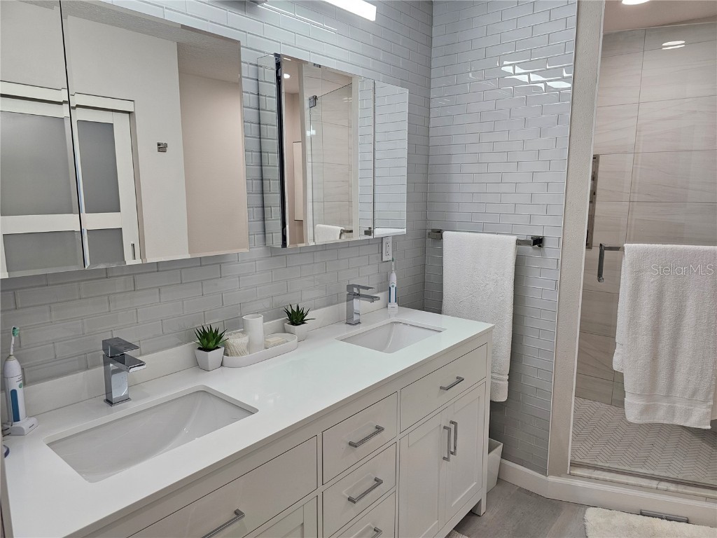 3503 Avenida Madera #B Bradenton FL 34210 A4586813 image22