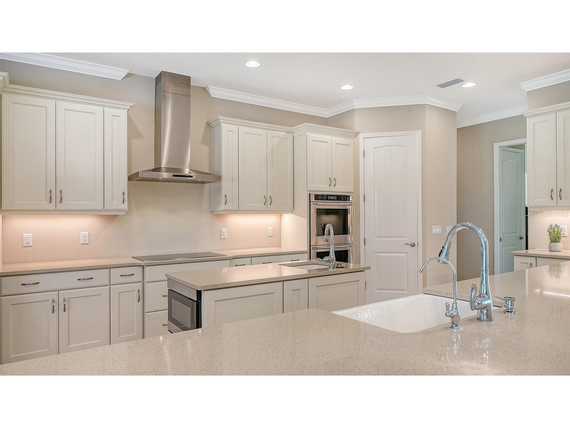 3503 Recurve Circle Sarasota FL 34240 N6144716 image20