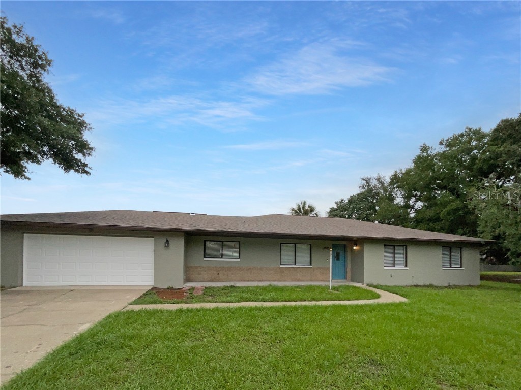 35035 Dolphin Lake Drive Zephyrhills FL 33541 O6222980 image1