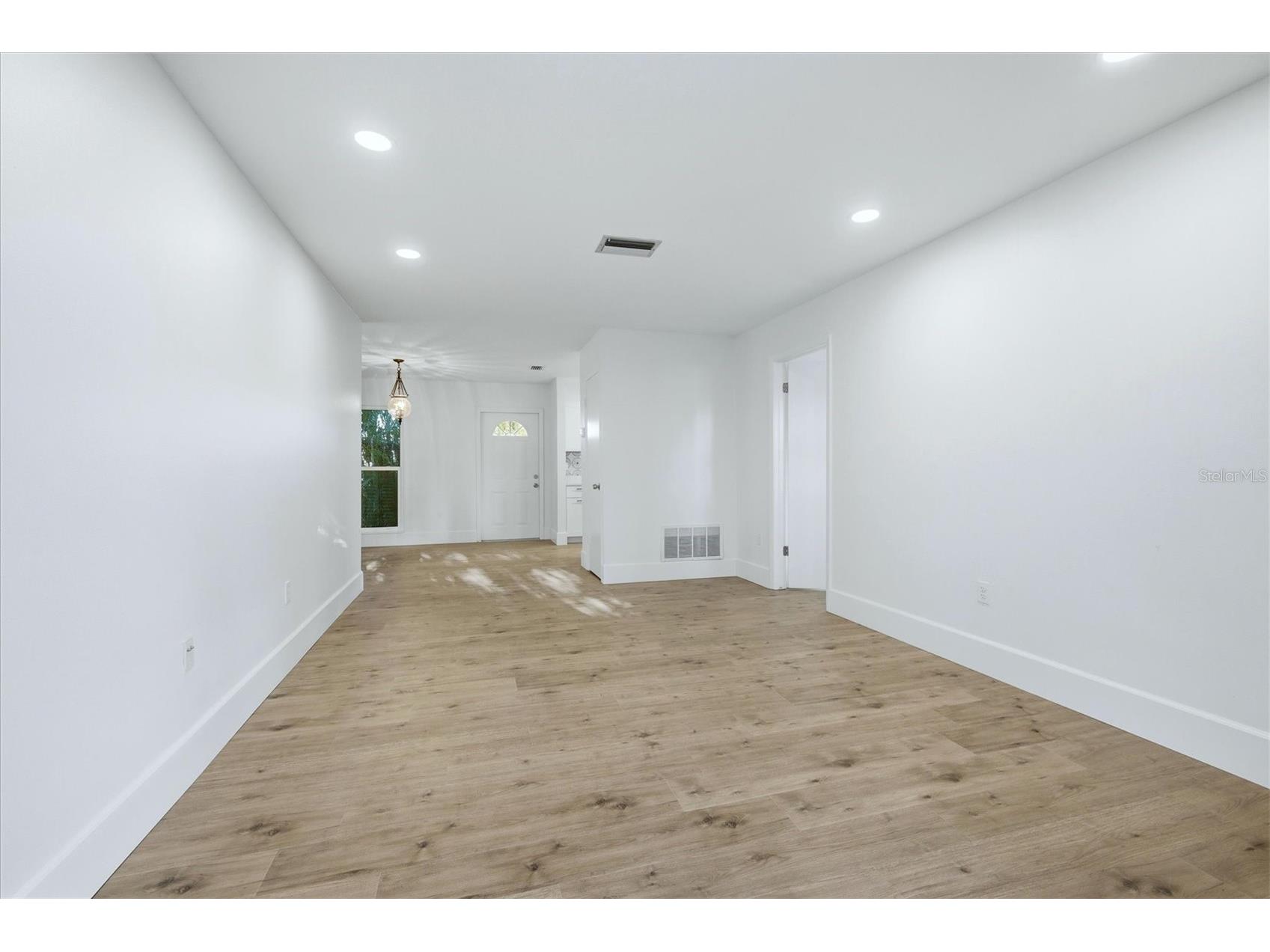 3504 38th Street W Bradenton FL 34205 A4687189 image10