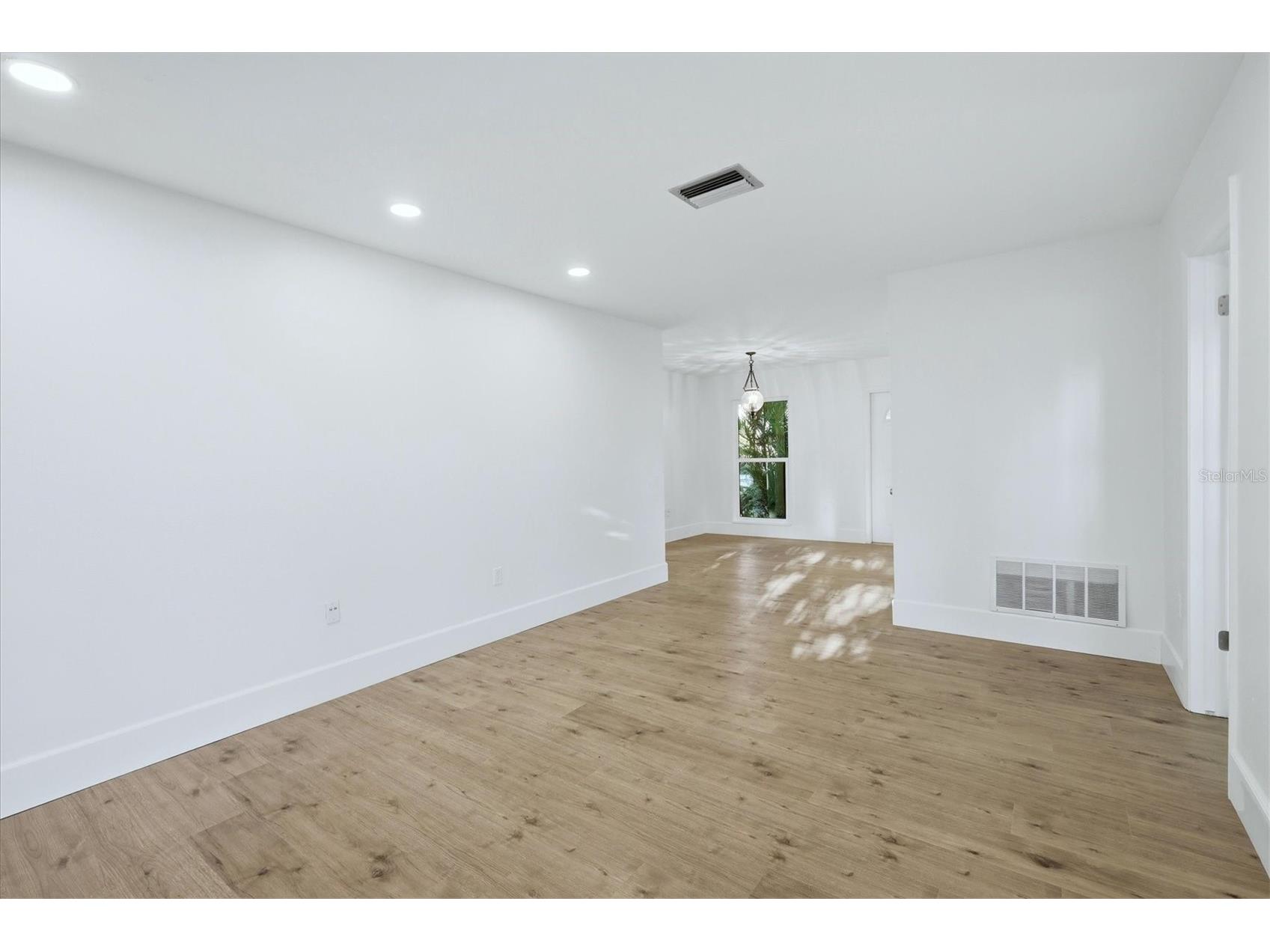 3504 38th Street W Bradenton FL 34205 A4687189 image11