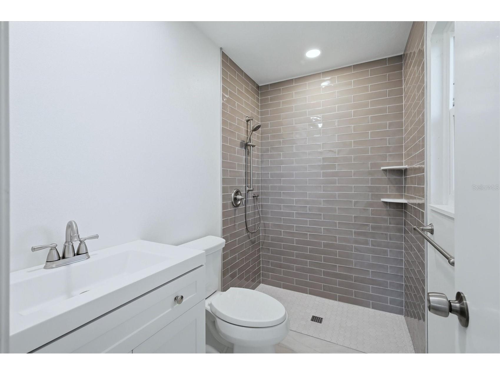 3504 38th Street W Bradenton FL 34205 A4687189 image23