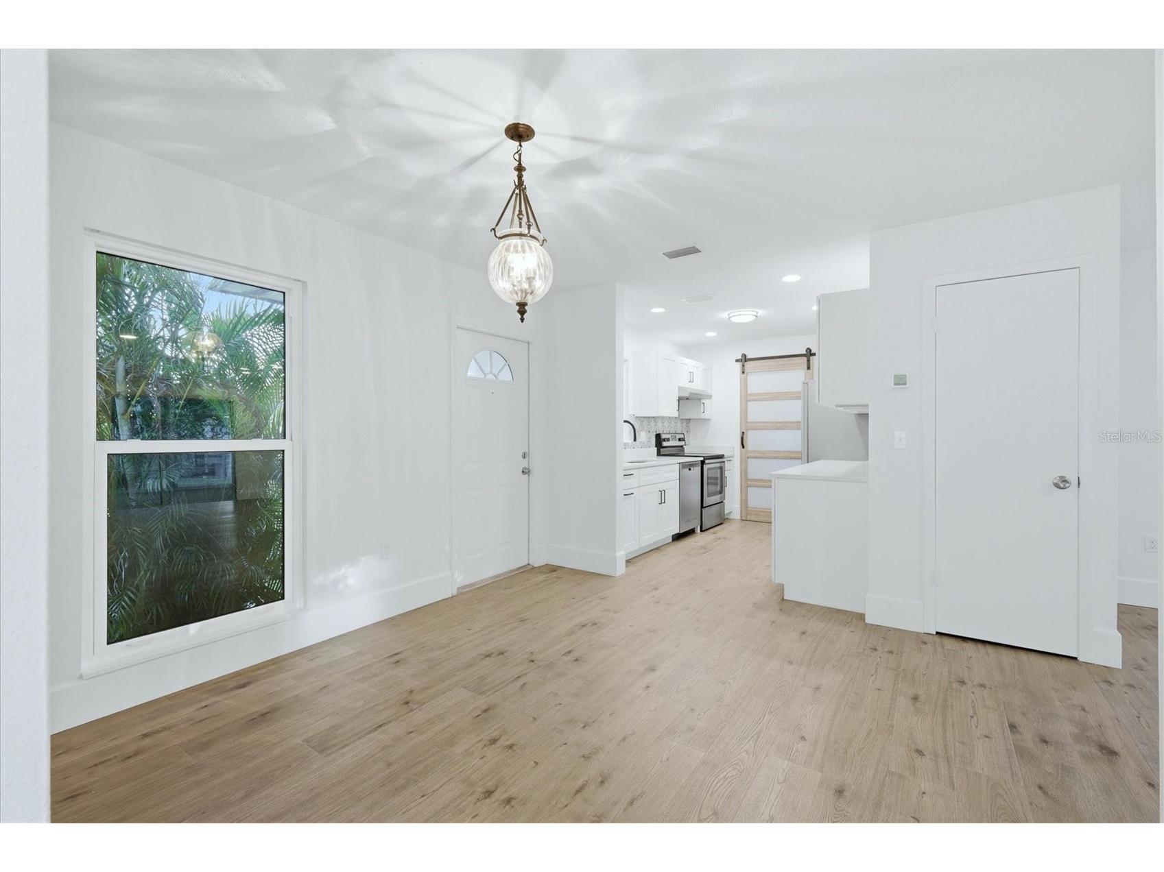 3504 38th Street W Bradenton FL 34205 A4687189 image8